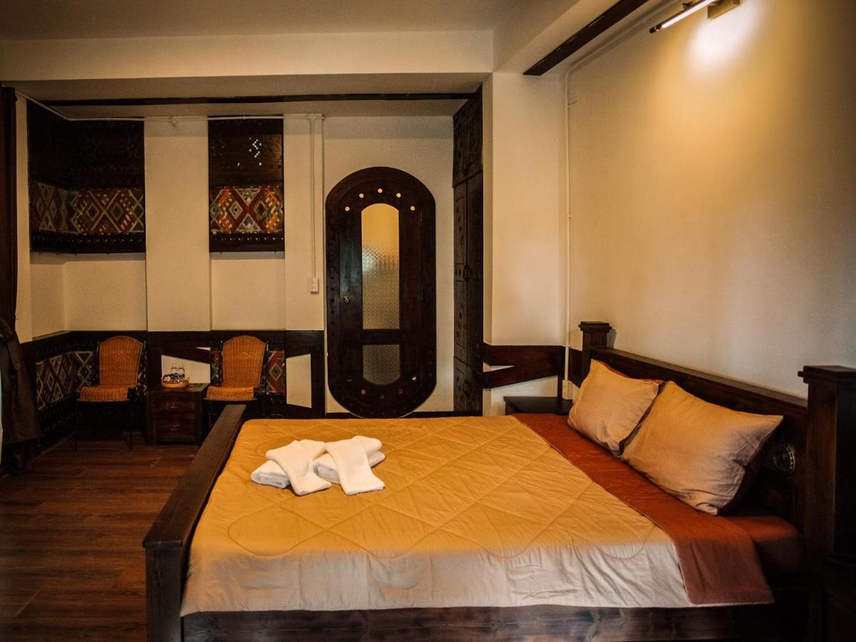 Y.O Inn Kon Tum Exterior photo