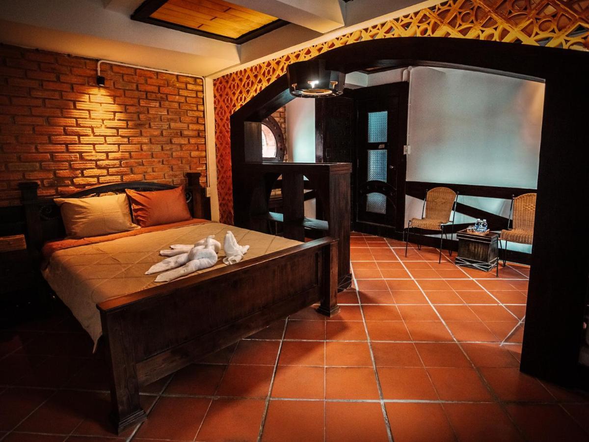 Y.O Inn Kon Tum Exterior photo